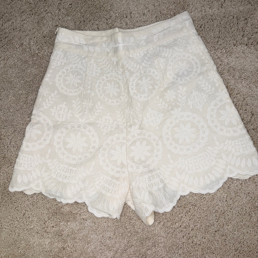 Zara White Embroidered Lace High-Waist Shorts